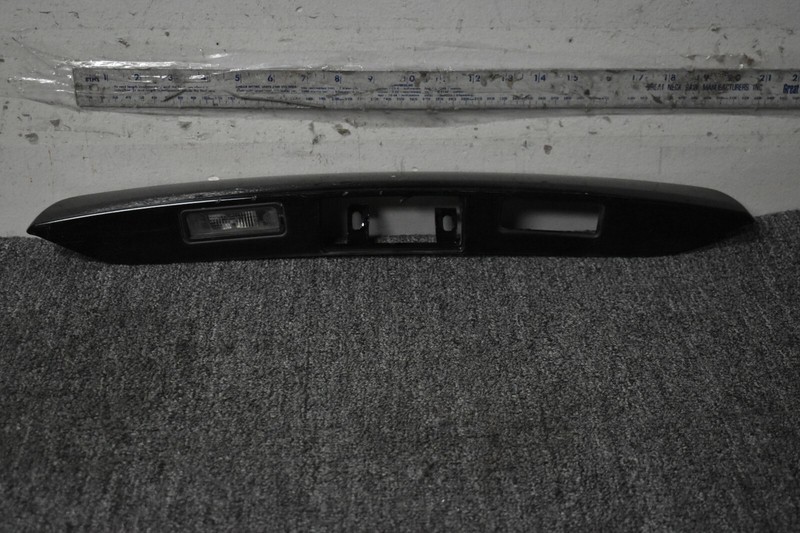 13 Cayenne GTS AWD Porsche 958 LICENSE PLATE ASSEMBLY