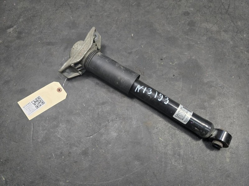 Rear Right Shock Absorber 2022 Nissan Rogue 56210-6RA1D 2021 2023 2024 2025