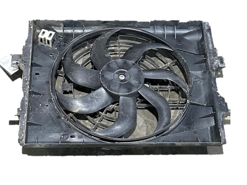 2018-2021 Nissan Kicks 1.6L Radiator Cooling Fan Assembly EM