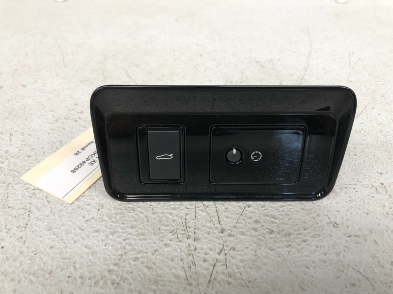 ⭐2017-2019 JAGUAR XE DASH TRIM TRUNK SWITCH RELEASE LIGHT DIMMER ASY OEM LOT2258