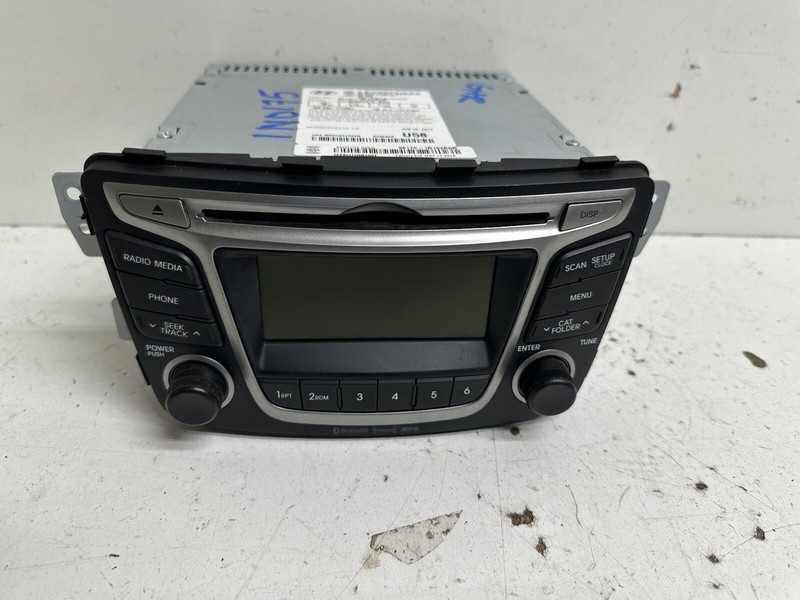 2015-2017 Hyundai Accent Radio Stereo 2 DIN Disc CD Player Oem