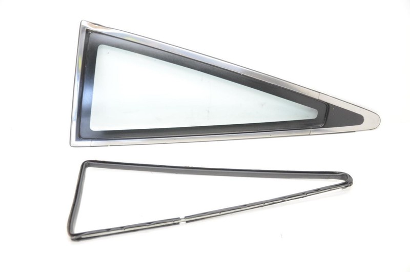 87-89 Nissan 300ZX Z31 2+0 Driver Left Rear Quarter Window Glass