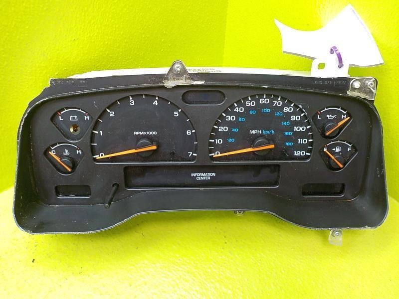 01-02 Dodge Dakota 3.9L A/T MPH Speedometer Cluster Only OEM 56045646AA