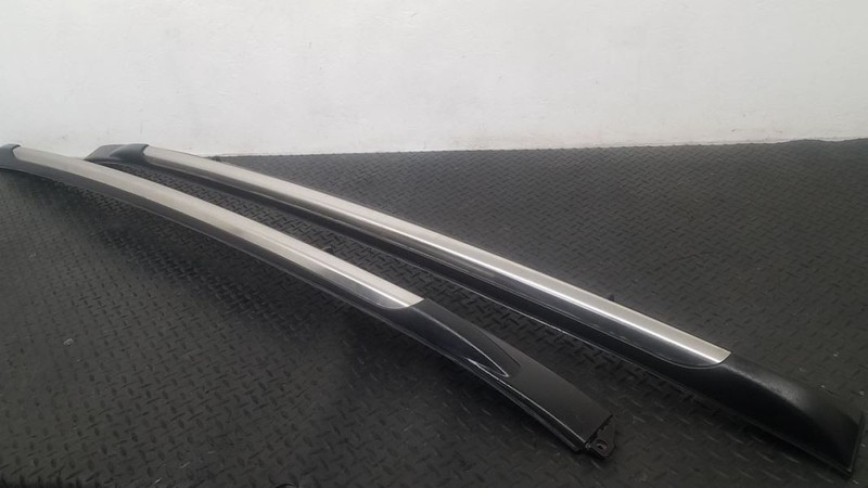 11-17 Jeep Compass Roof Luggage Rack Rails Pair OEM 5182582AI