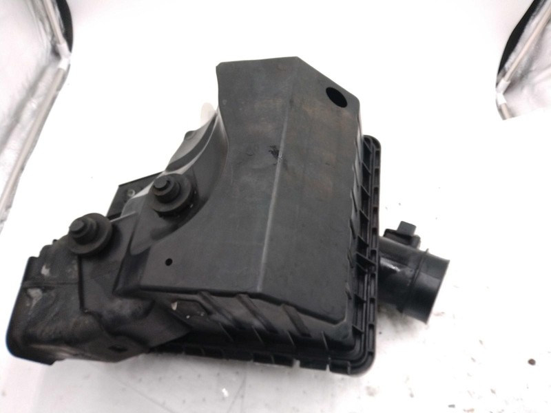 2006 Ford Mustang Air Cleaner Assembly OEM 4.0L Black Used 113K Miles