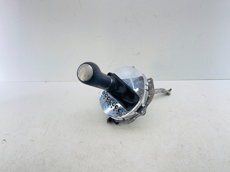 06-09 Pontiac Solstice Automatic Transmission Shift Gear Shifter Knob OEM