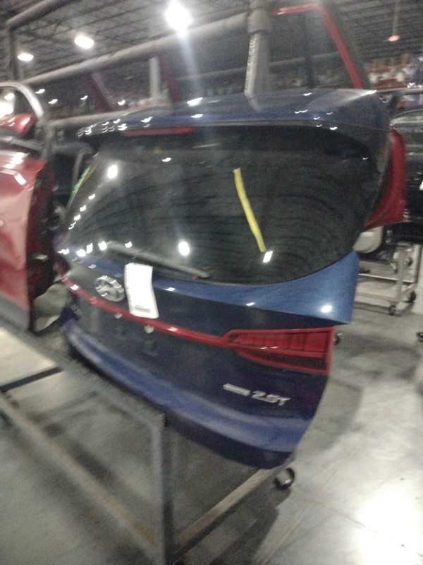 Used Deck Lid fits: 2022 Hyundai Santa fe US built manual liftgate incandescent