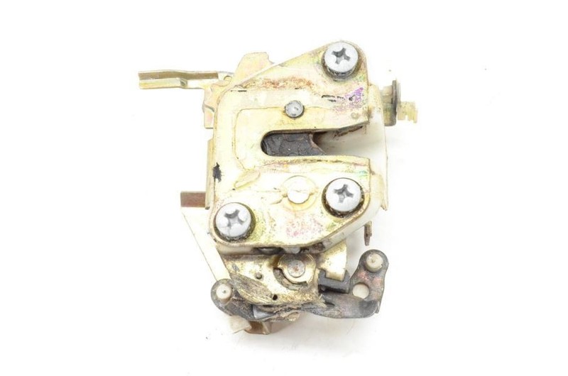 1994-1997 Mazda MX-5 Miata 1.8L Driver Left Side Door Latch Lock