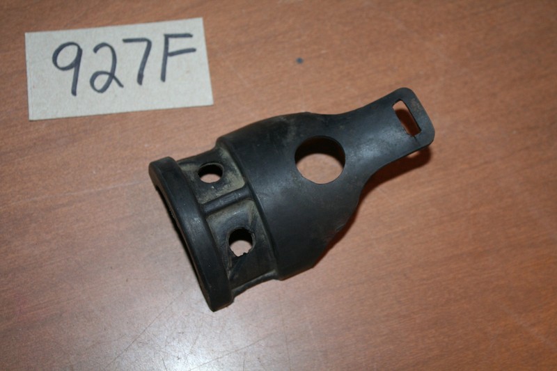 1984 Honda CR 250R Fuel Tank Rubber Setting Mount Rear OEM 84 B