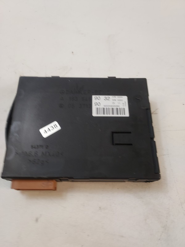 2002 - 2005 Mercedes-Benz ML350 Body Comfort Control Module A 163 545 90 32 OEM