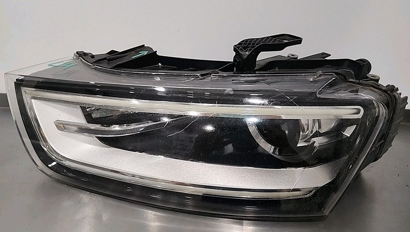 2011 - 15 Audi Q3 Xenon HID Headlight LH Left Driver Side Self-Adjusting OE READ