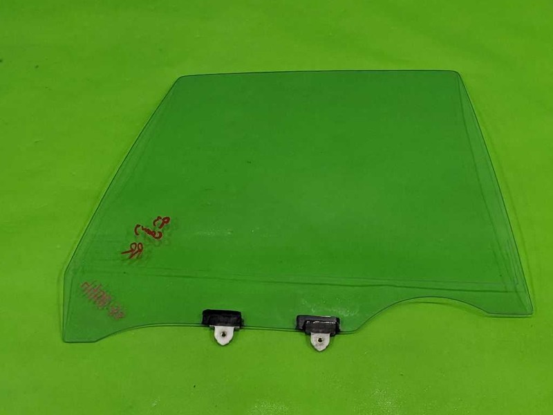 92-96 CAMRY PASSENGER RIGHT REAR WINDOW DOOR GLASS OEM 4408-33