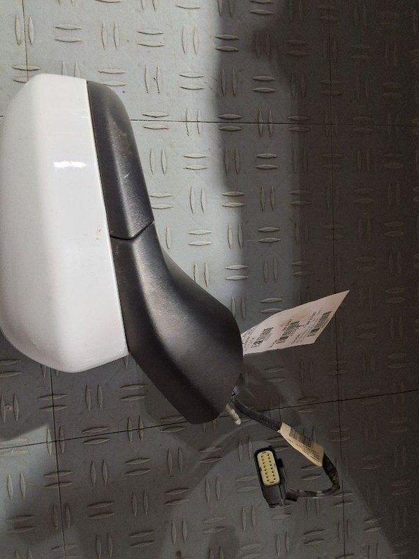 2015 Ford FUSION Driver Side View Mirror Power w/o Blind Spot Alert