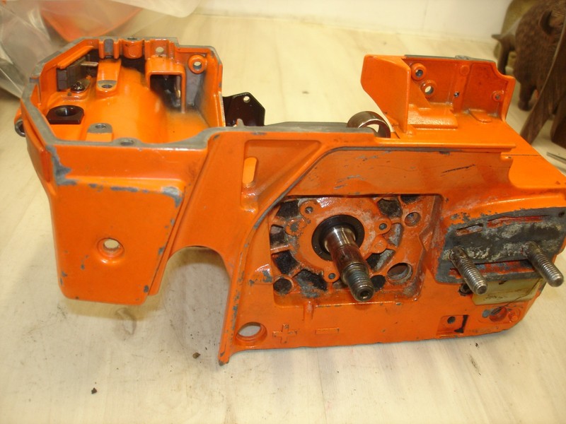 Husqvarna 254 xp crank case chainsaw part 254xpBin 355
