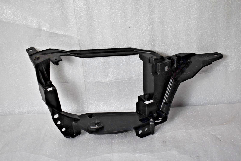 2019-2022 BMW X6 REAR RIGHT BUMPER BRACKET EXHAUST PIPE OEM 5112 105034 20
