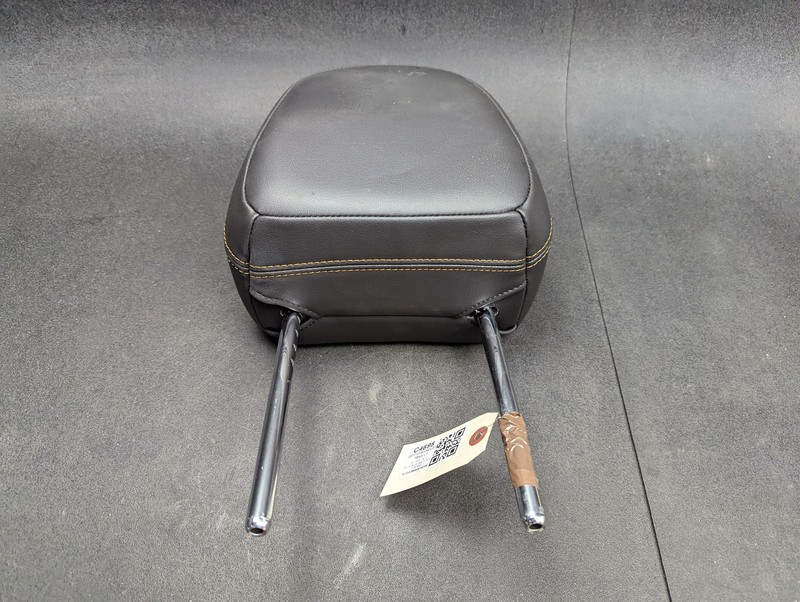 Front Right or Left Seat Headrest Leatherette 2017 Chevrolet Trax 42506338 17-20