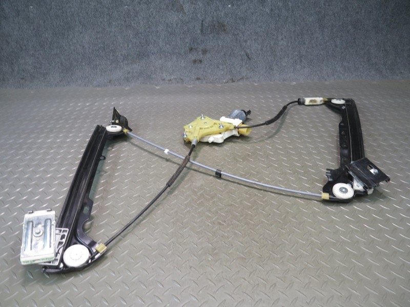 2007-2013 BMW E92 E93 M3 LEFT DRIVER SIDE DOOR WINDOW REGULATOR W/ MOTOR