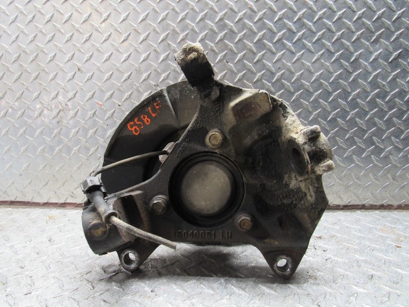 00 01 02 03 04 05 06 CHEVROLET TAHOE LEFT DRIVER FRONT SPINDLE KNUCKLE