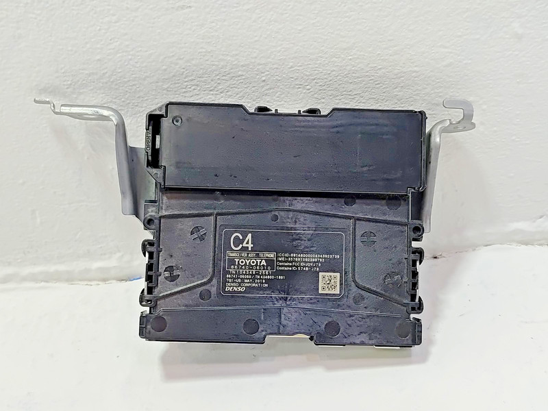 TOYOTA CAMRY TRANSCEIVER TELEMATICS COMMUNICATION PHONE MODULE 2018 - 2019 OEM