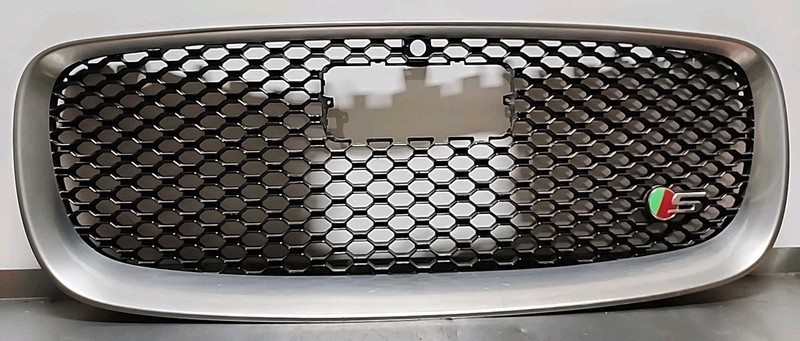 2017 - 20 Jaguar F-pace Upper Grille CHROME OEM HK83-018K28-AA Camera Type Radar
