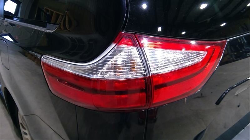 Driver Tail Light Quarter Panel Mounted Clear Lens SE Fits 11-19 SIENNA 3161108