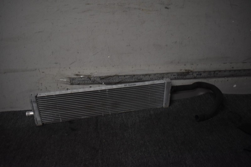 2011-2015 VOLKSWAGEN TOUAREG RADIATOR FACTORY OEM