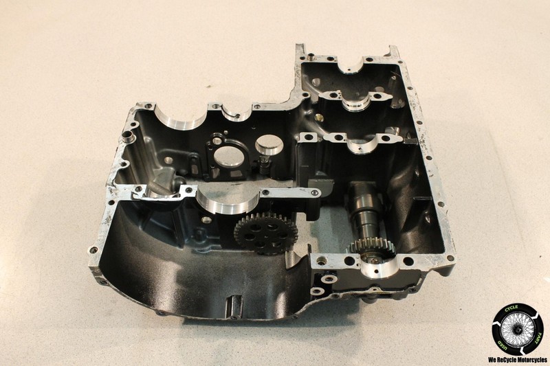 2005 Kawasaki Concours 1000 Zg1000a Lower Engine Motor Crankcase Block ZG 05