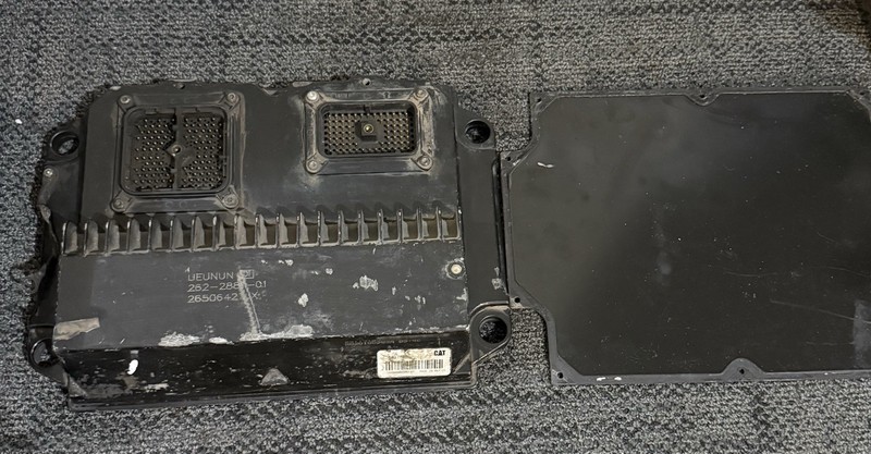 Caterpillar C15120Pin Engine Control Module ECM P/N 262-2881-01 ( Core )