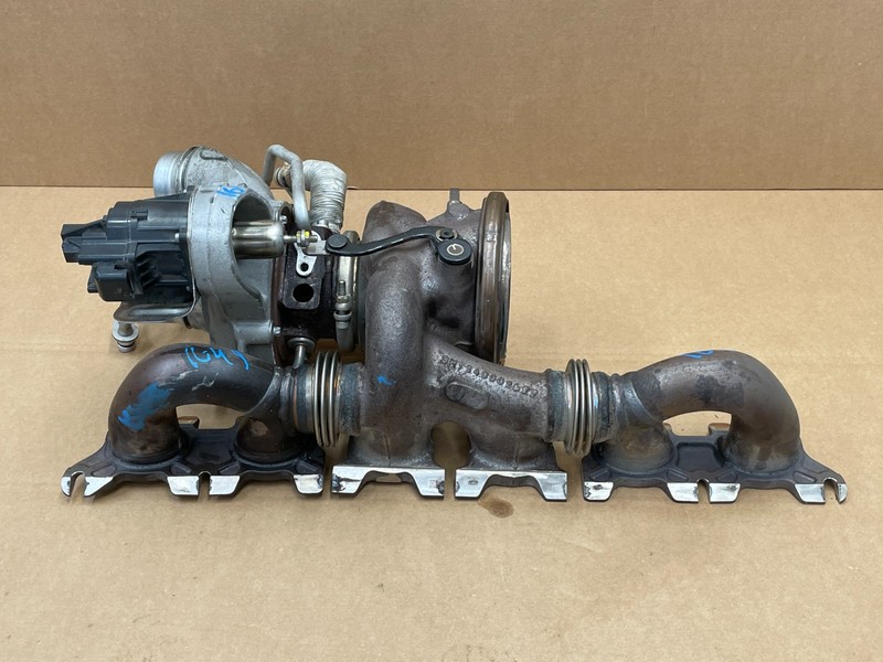 2017 2018 2019 BMW 540i 3.0L B58 Exhaust Manifold Turbo Turbocharger 1649 OEM