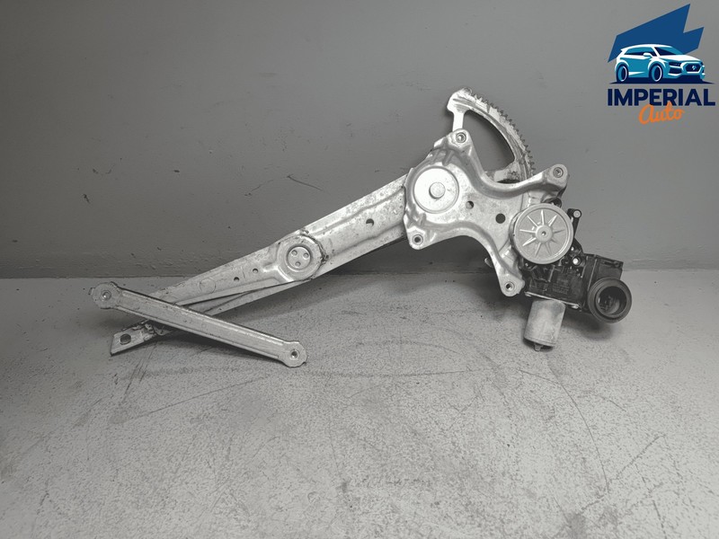 18-24 Toyota Camry Front Right Passenger Side Door Window Regulator & Motor OEM