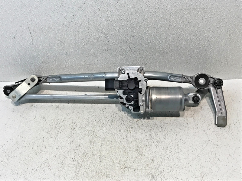 06-13 BMW E90 3 Series Windshield Wiper Blade Cleaner Linkage System Motor OEM