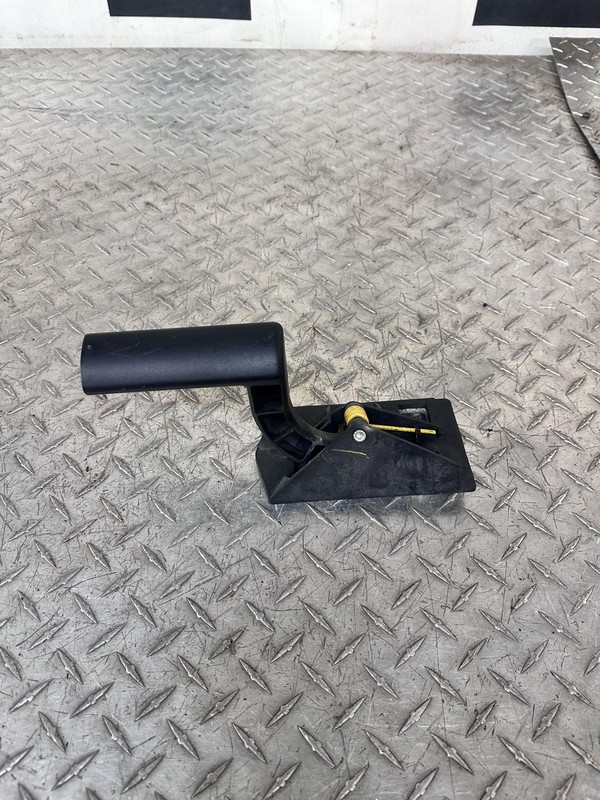 2003-2009 HUMMER H2 INTERIOR REAR RIGHT DOOR PANEL PULL HANDLE BLACK
