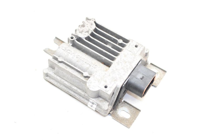 Fuel Pump Control Module Fits 11-18 PORSCHE CAYENNE 7P0906093B