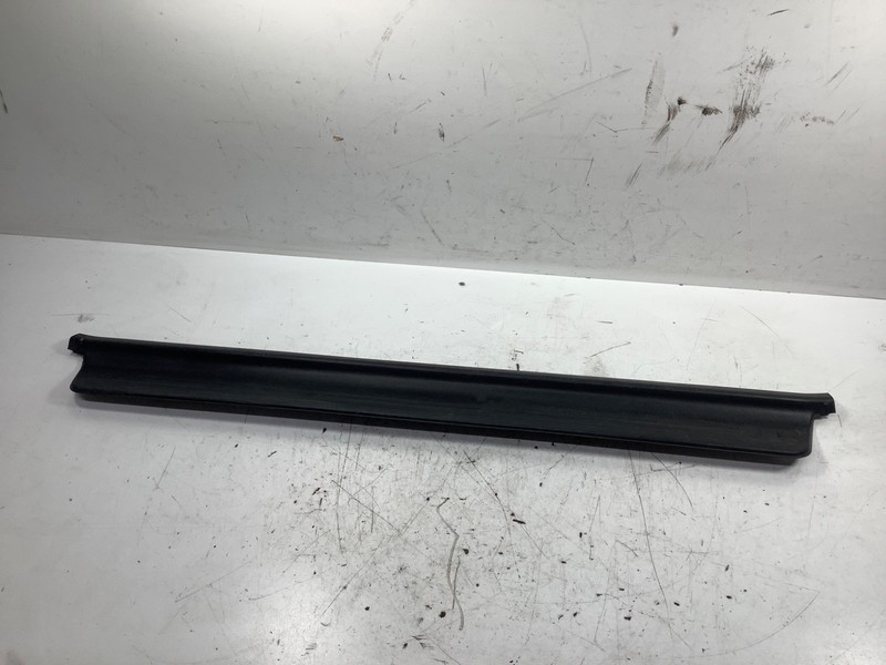 94-01 Acura Integra 2D Left/Right Inside Step Molding 84201-ST7-000ZA OEM