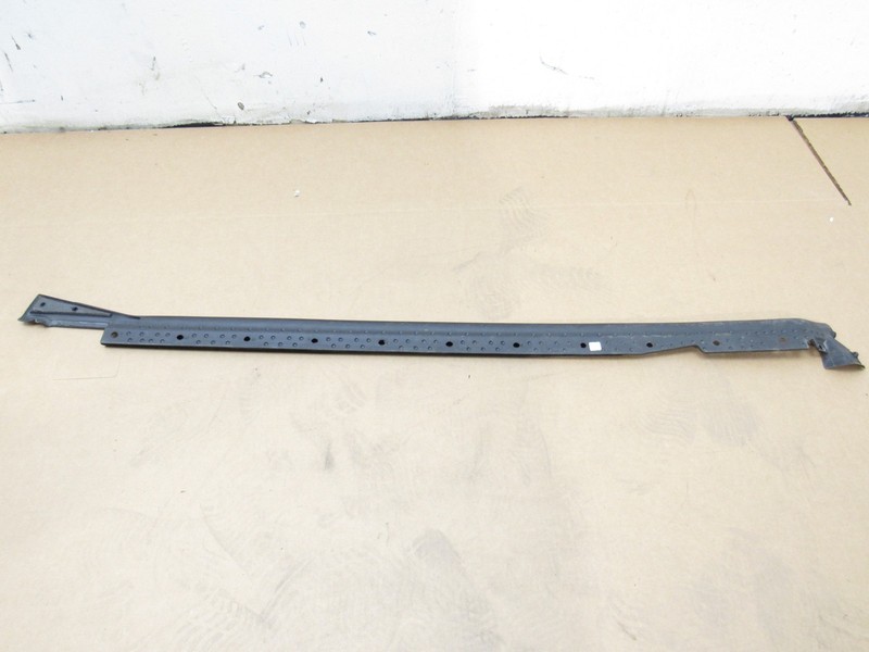 Lamborghini Huracan 2018 Right Door Window Aperture Seal Weather Strip 16-19 ;:Y
