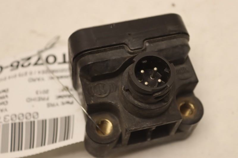2008-2017 FREIGHTLINER CASCADIA 125 BEDIX KNORR BREMSE ESP SENSOR K0205682E4 OEM