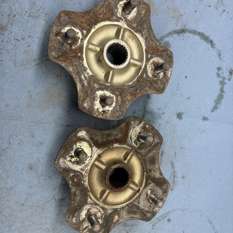 1989 honda TRX300Trx 300 fourtrax 300 2x4 Atv Rear Wheel Hubs Good