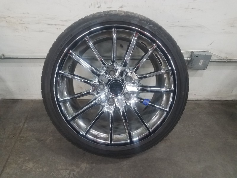 2007 Porsche 911 997 Carrera S Rear Chrome Wheel / Tire #2 #6682 KK1