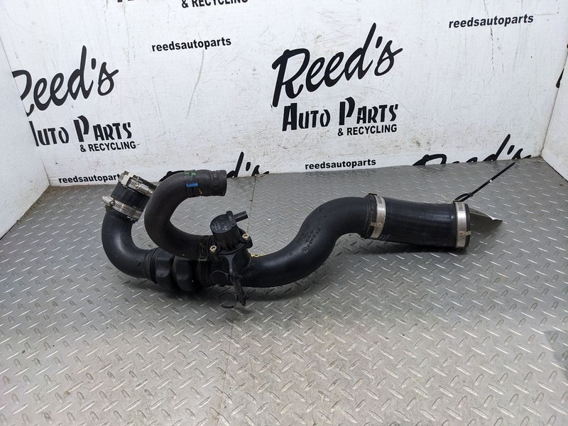 2015-2023 FORD MUSTANG 2.3L ENGINE INTERCOOLER AIR INLET TUBE HOSE DUCT1193714