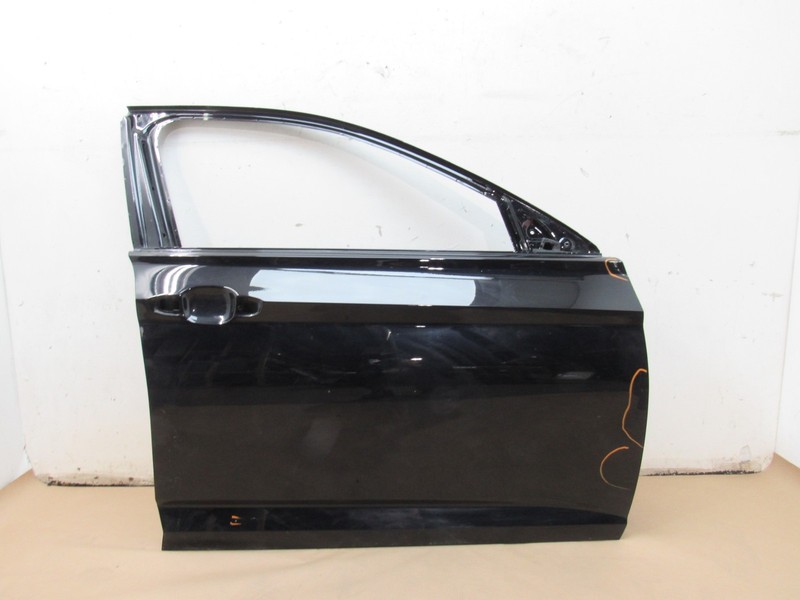 Volkswagen Jetta GLI 2022 Front Right Passenger Door Shell Panel 18 - 25 >