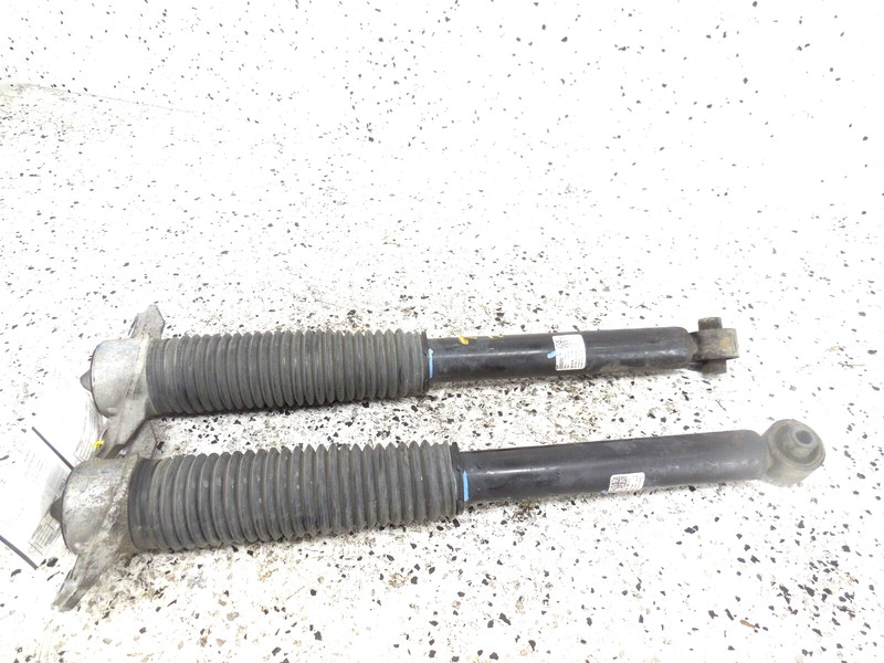 2019 19 Hyundai Santa Fe FWD Rear Shock Absorber Pair Left Right OEM