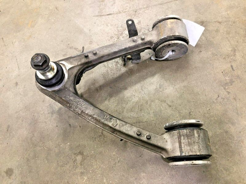 ⭐04-08 MASERATI QUATTROPORTE FRONT LEFT DRIVER SIDE UPPER CONTROL ARM LOT2340