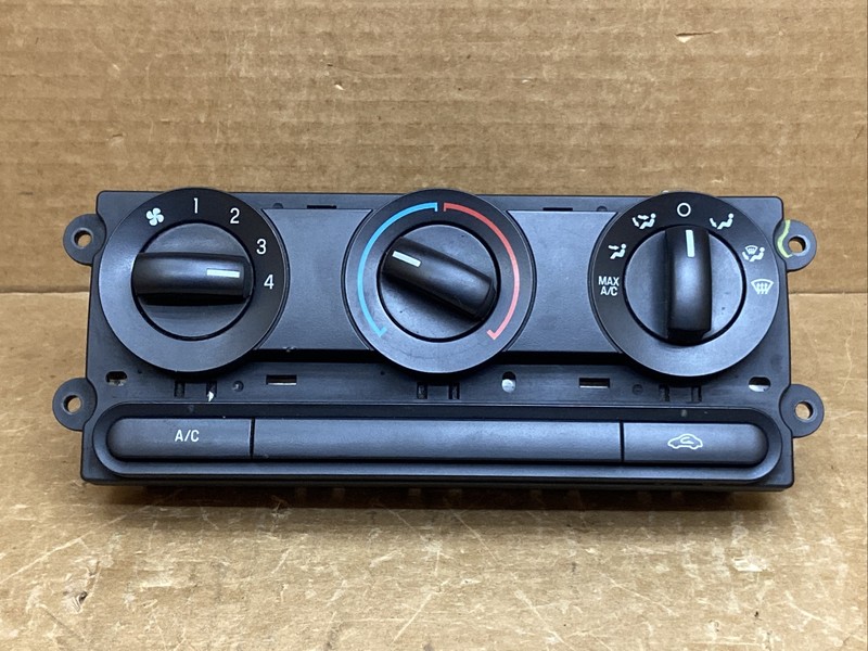 2008-2010 Ford F250 F350 Super Duty AC Heater Control 7C3T-19980-AE