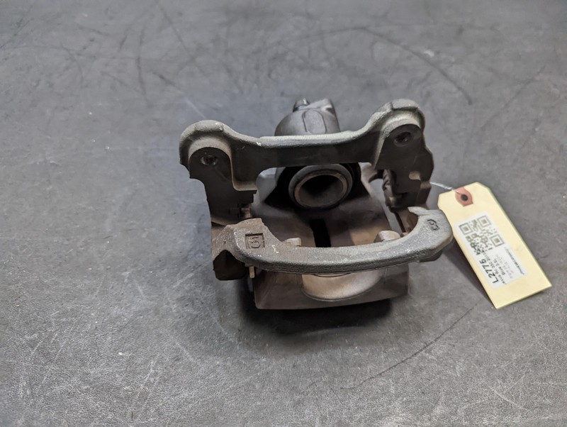 Rear Right Brake Caliper 2015 Lexus RC350 47830-30350 2013-2018 2019 2020 2021