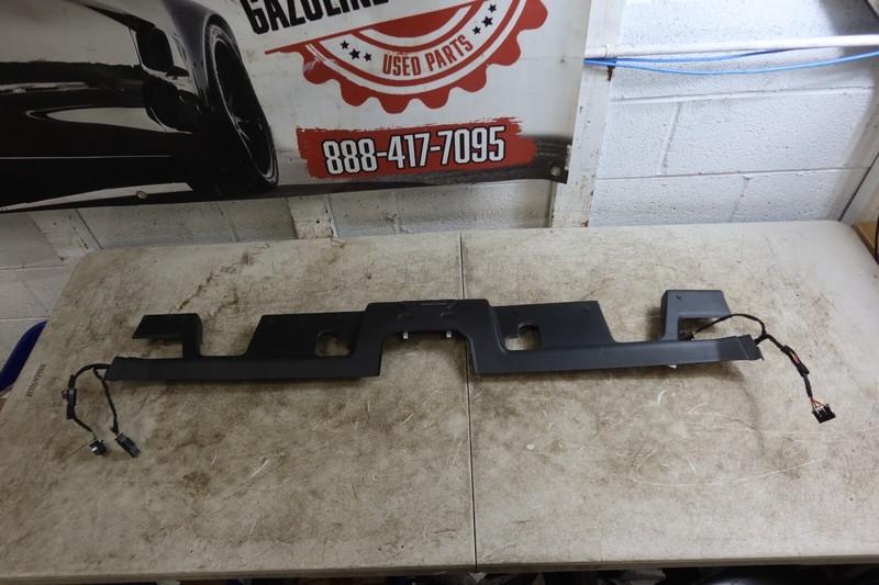 2018-2022 Jeep Wrangler JL OEM Windshield Header Trim 6TA60TX7AF / 68397121