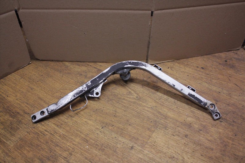 1988 YAMAHA FZ 600 LOWER FRAME SUPPORT RAIL BAR #2 OEM FZ600 88
