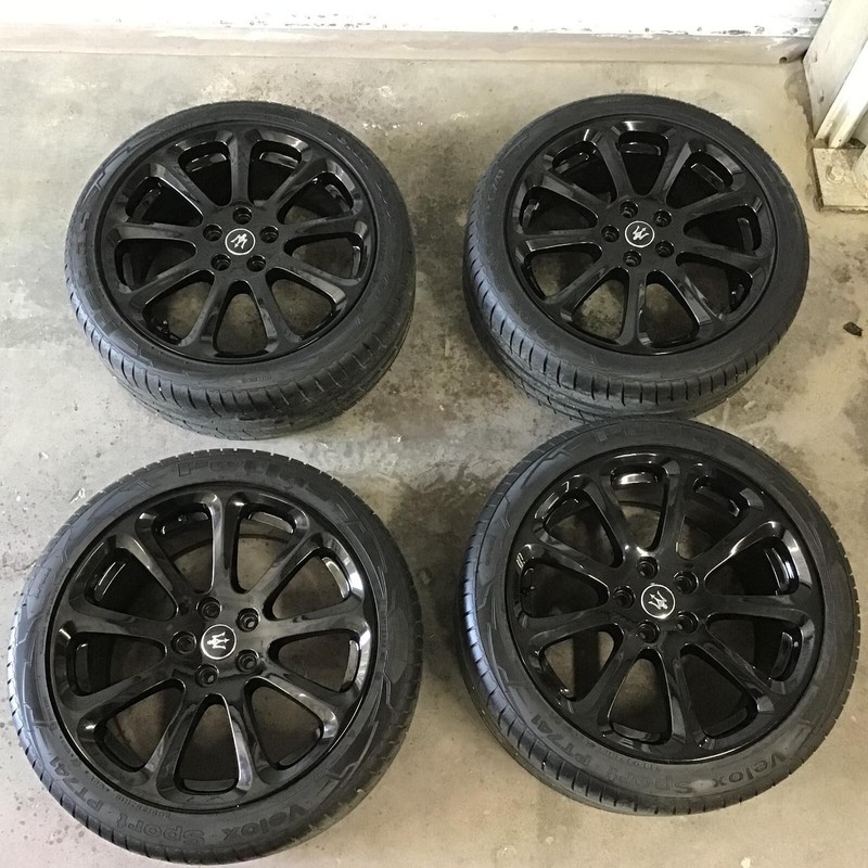 2004-2012 MASERATI QUATTROPORTE Set 4 W/ Caps Wheels with new tires 19 Inch