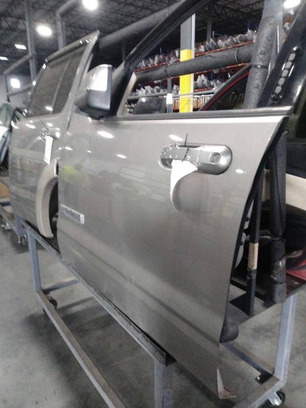 2008 Ford Explorer Left Front Door Grey 539816 Used 123k Miles