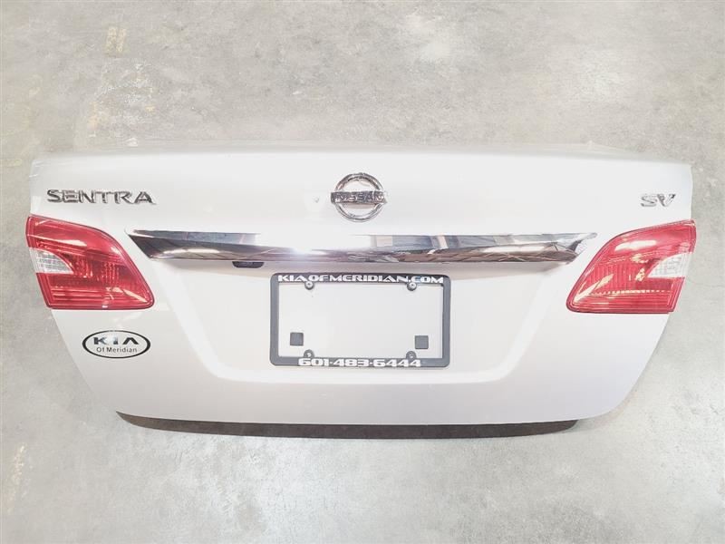 Trunk/Hatch/Tailgate Sv Without Spoiler Fits 16-19 SENTRA 567436