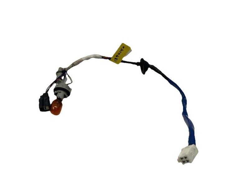 Toyota Corolla pig tail 20 rear right side pig tail wire wiring harness assy OEM